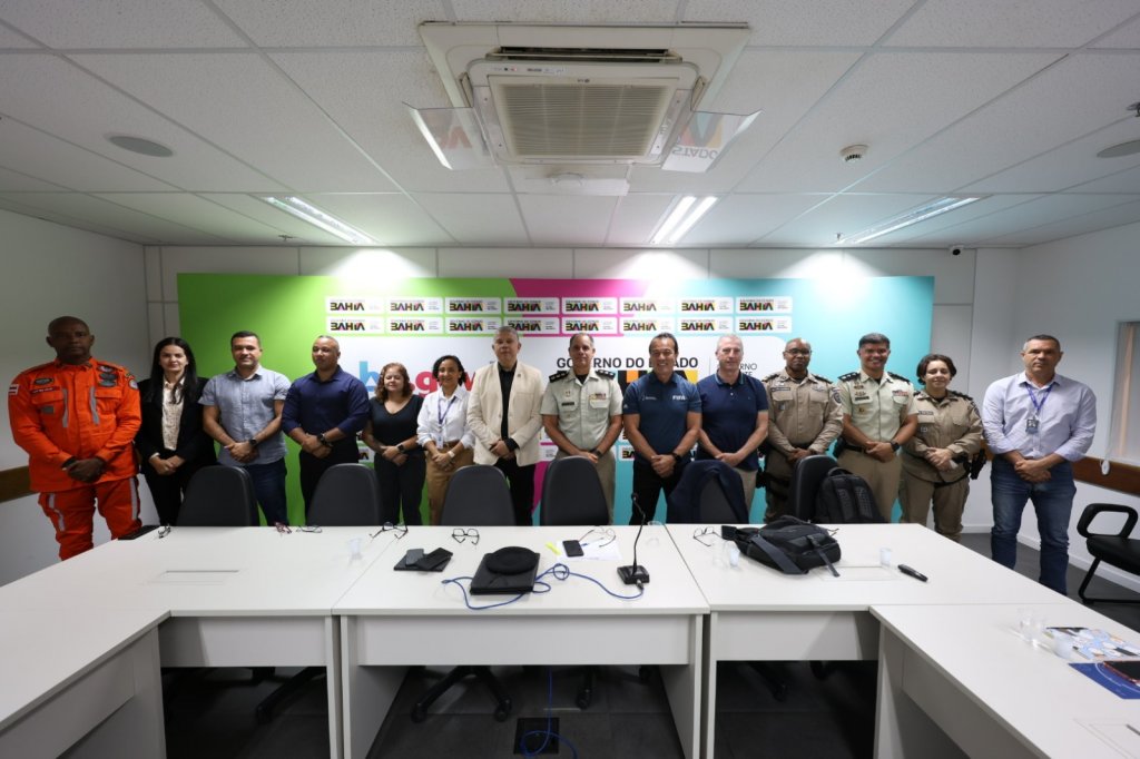 Representantes da Fifa visitam centro de inteligência da SSP e discutem segurança para Copa Feminina na Bahia 3 PHOTO 2026 05 26 12 36 58