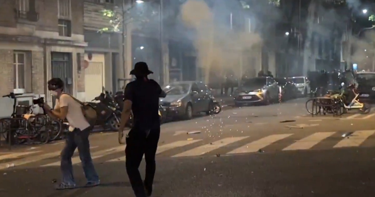 Festa do título do PSG termina com 780 detidos, mais de 200 feridos e morte de jovem na França