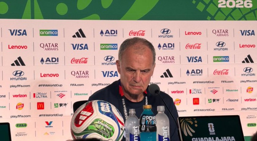 Marcelo Bielsa se irrita após eliminação do Uruguai e dispara: 