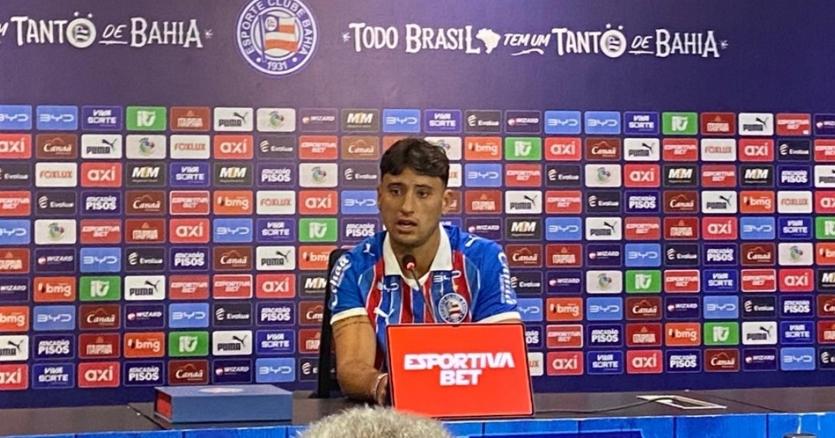 Alejo Véliz é apresentado como novo camisa 9 do Bahia