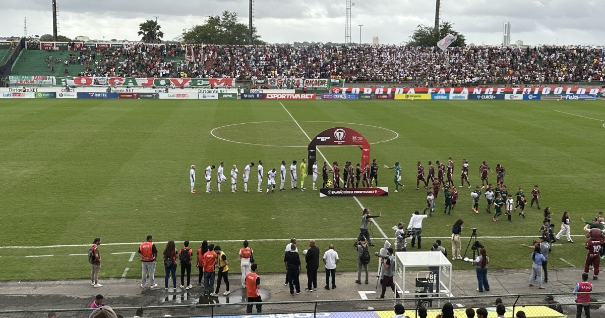 Confira as escalações oficiais de Fluminense de Feira x Feira FC pela semifinal do Baianão Série B