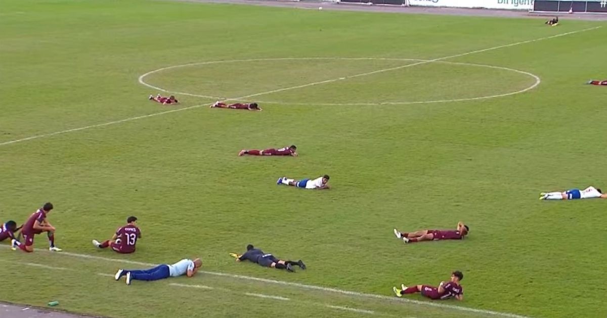 VÍDEO: Ataque de abelhas paralisa decisão entre Bahia e Fluminense de Feira pelo Baianão Sub-20
