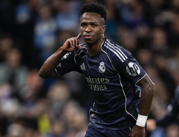 Real Madrid dá ultimato e Vinícius Júnior precisará decidir seu destino nos próximos dias