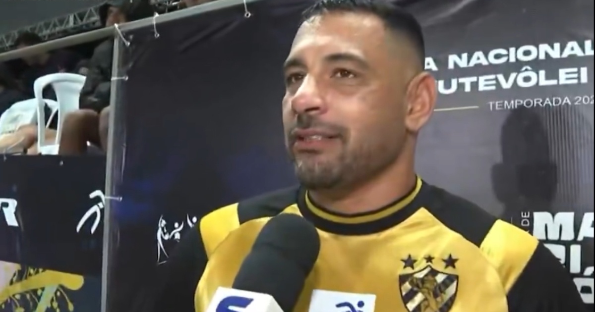 Diego Souza anuncia que fará início de carreira como técnico no Joinville