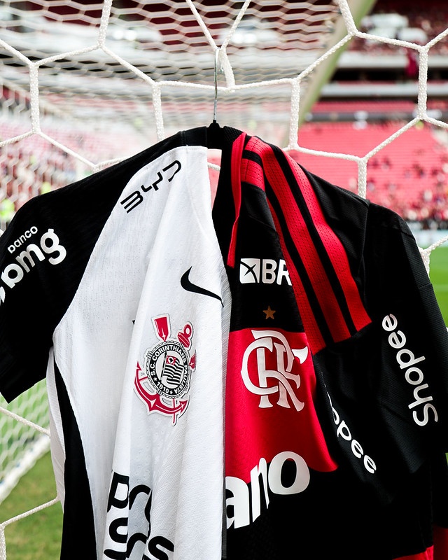 Ex-patrocinadora do Vitória oferece cerca de R$ 100 milhões para Flamengo e Corinthians