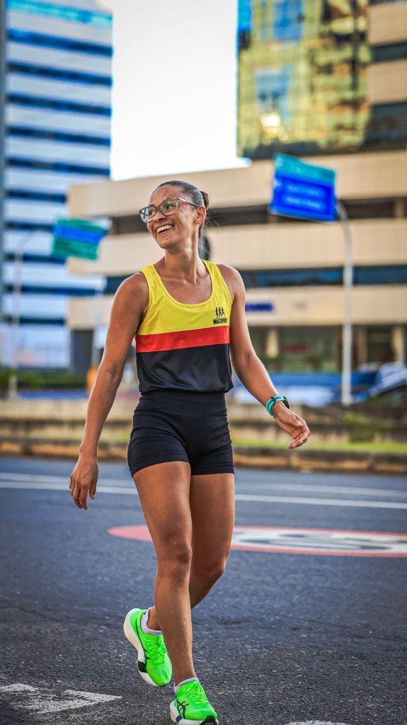 Vaniclea Moura vence a Maratona Salvador 2026 nos 42 km e mira metas 3 Vaniclea Moura durante preparação para a Maratona Salvador 2026