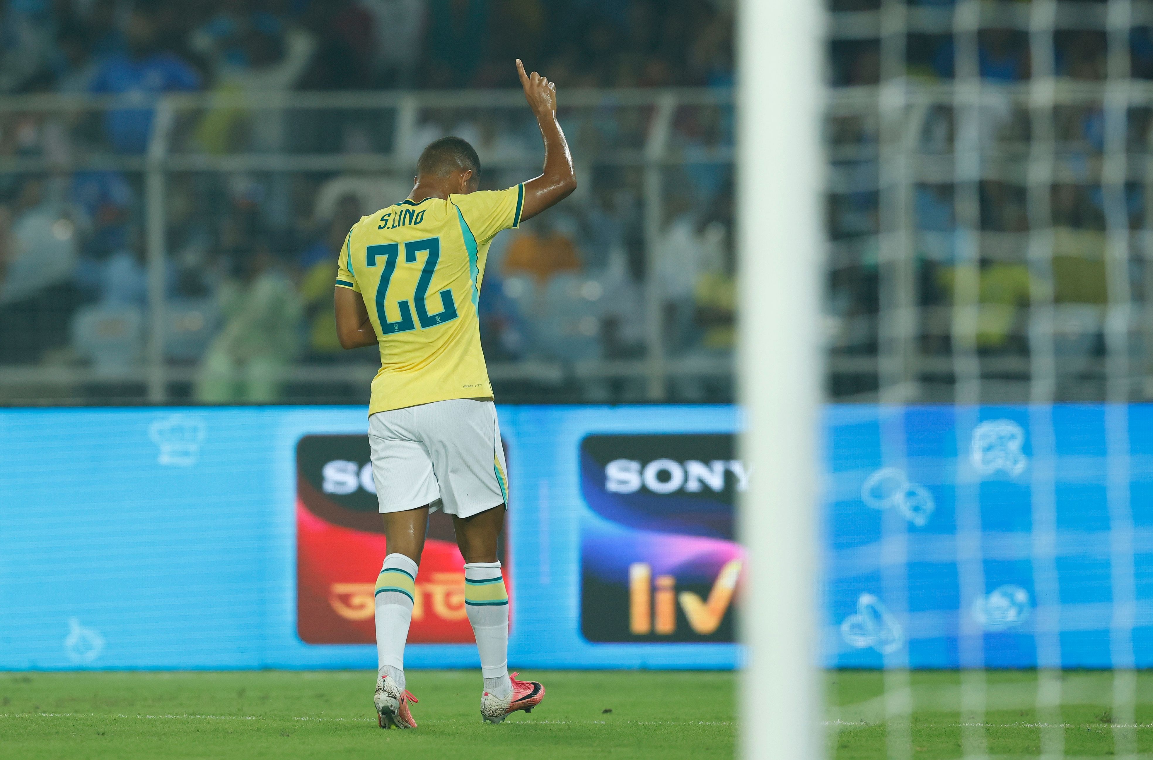 Convocados da Seleção retornam ao Brasil e ficam à disposição para rodada do Brasileirão
