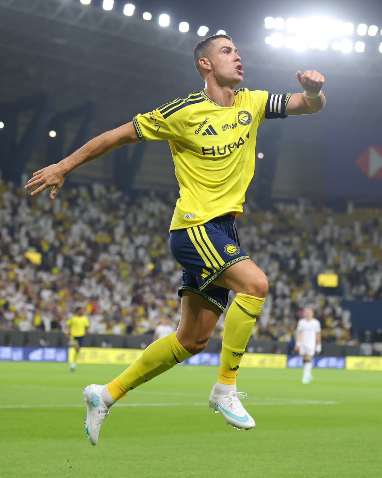 Cristiano Ronaldo pode faturar R$ 215 milhões com acordo milionário do Al-Nassr; entenda