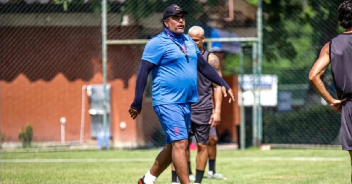 SSA FC anuncia saída de Fernando Almeida, técnico responsável pelo acesso à Série A do Baianão