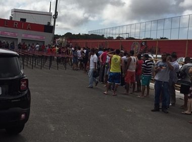 Ba-Vi: venda de ingressos para torcedores do Vitória inicia com intensidade