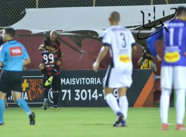 Com três gols de Neilton, Vitória bate Bragantino e avança na Copa do Brasil