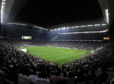 Vitória encara o Corinthians fora de casa para tentar subir na tabela