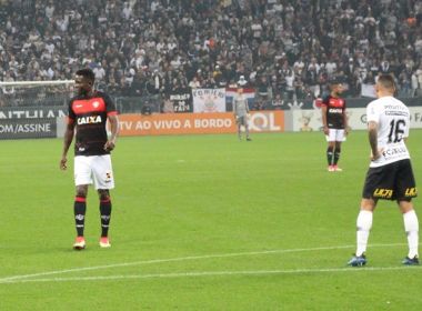 Kanu recebe o terceiro cartão amarelo e não enfrenta o São Paulo