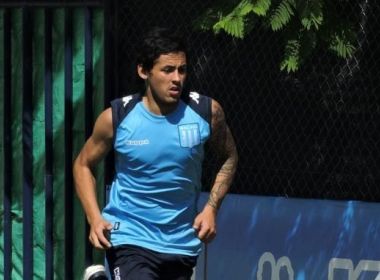 Presidente do Vitória revela interesse no argentino Meli