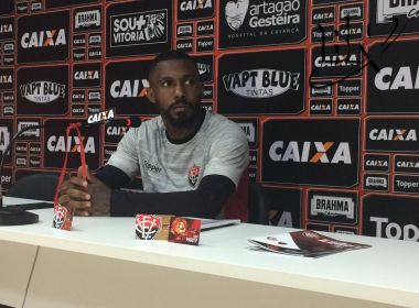 Rhayner realiza duas cirurgias e pode ficar até seis semanas fora de combate