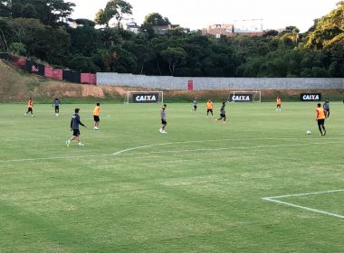  João Burse comanda treino de olho no Cruzeiro; André Lima é poupado