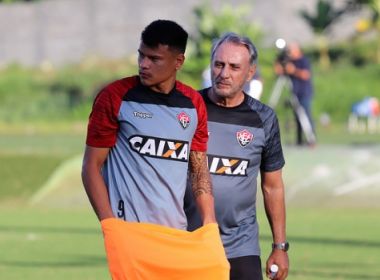 Walter Bou sente dor na panturrilha e deixa o treino mais cedo
