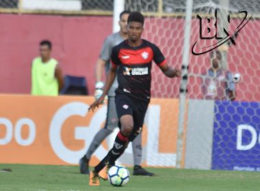 Zagueiro do VitÃ³ria Ã© alvo de piada racista no InstagramÂ 