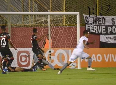 Em jogo com sete gols, Vitória perde para o Botafogo no Barradão