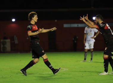 Apesar da derrota, Fabiano crê que Vitória foi bem contra o Botafogo