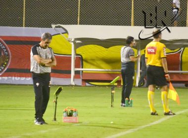 Carpegiani aponta 'ingenuidade' do Vitória na derrota para o Botafogo