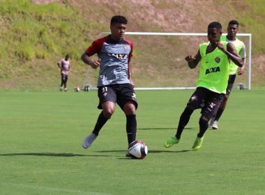 Em treino coletivo do Vitória, Sub-23 vence Sub-20