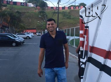 Vitória acerta retorno do atacante Neto Baiano