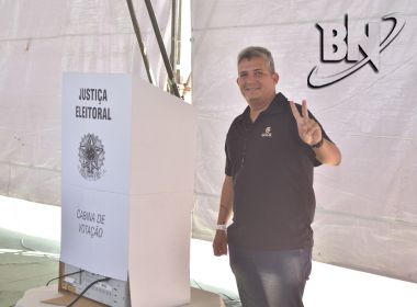 Primeiro a votar, sócio-torcedor espera que eleições mudem os rumos do Vitória