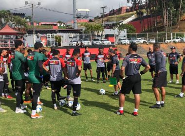 Com Neto Baiano, Vitória finaliza preparação para enfrentar o Guarani