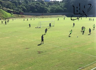  Osmar Loss comanda seu primeiro treino à frente do Vitória