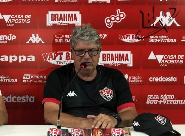 Geninho é apresentado pelo Vitória e rechaça rótulo de 'salvador da pátria'