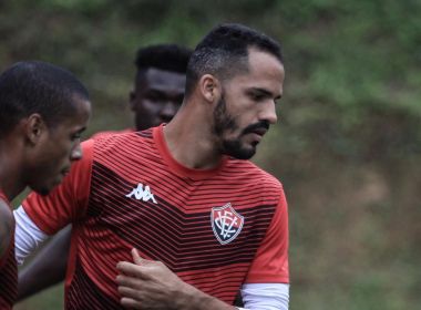 Vitória finaliza preparação, e Geninho relaciona 23 jogadores para enfrentar o Sport