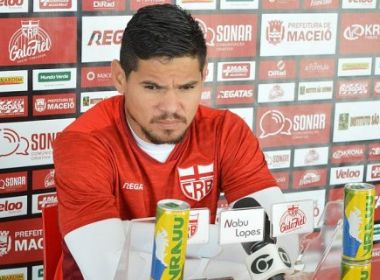 Por força de contrato, Léo Ceará desfalca o CRB contra o Vitória