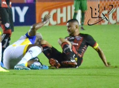 'Pegamos um time que veio para jogar retrancado', critica Maurício Ramos