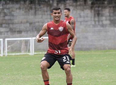 Vitória anuncia rescisão contratual com o meia Juninho Quixadá