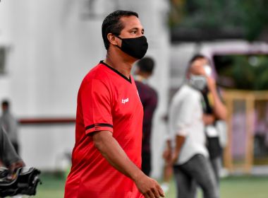 Rodrigo Chagas fala de pré-temporada do Vitória e considera calendário 'desumano'
