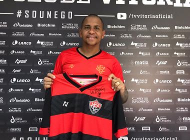 Contrato de Walter com o Vitória é registrado no BID