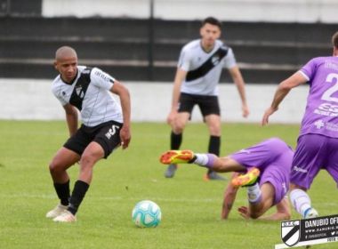 Danubio, do Uruguai, anuncia empréstimo de Pablo Siles ao Vitória