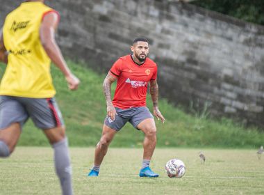 Vitória se reapresenta de olho no duelo contra o Goiás