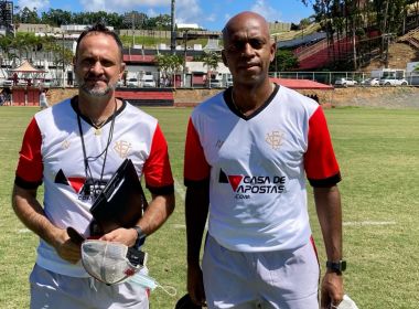 Novo técnico do Vitória, Wagner Lopes avisa: 'Treinou bem, vai jogar'