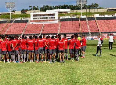 Vitória finaliza preparação para enfrentar o CRB; veja possível escalação