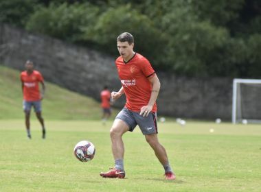  Vico sofre nova lesão muscular e para por mais oito semanas