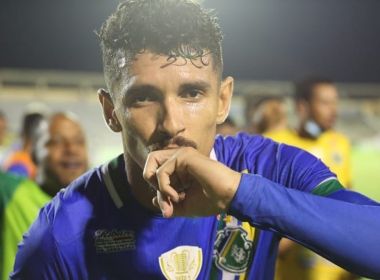 Novo contratado do Vitória, Manoel é registrado no BID