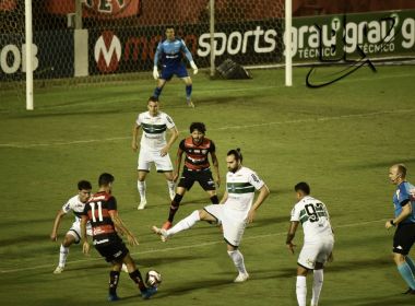 Vitória empata com o Coritiba no Barradão e segue no Z-4 da Série B