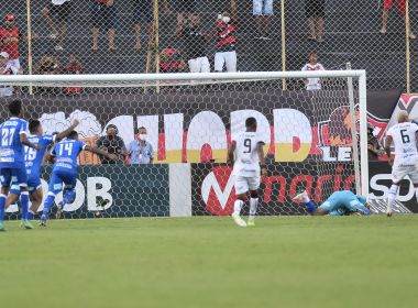 Vitória desperdiça pênalti, não aproveita vantagem numérica e é derrotado pelo CSA
