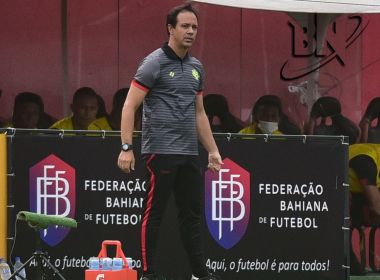Dado Cavalcanti vê expulsão de Mateus Moraes como 'preponderante' para revés do Vitória