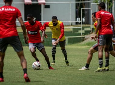 Dado foca na parte tática no penúltimo treino do Vitória antes do jogo contra o Doce Mel