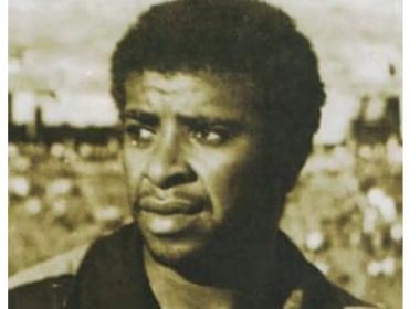 Ex-jogador do Vitória, Almiro morre aos 74 anos em Salvador