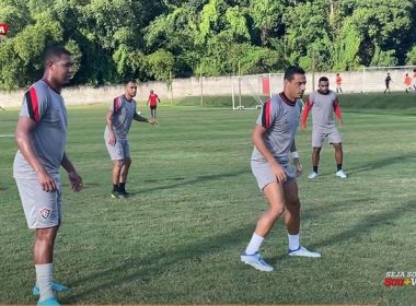 Rodrigão trabalha com o grupo e participa de primeiro treino pelo Vitória 