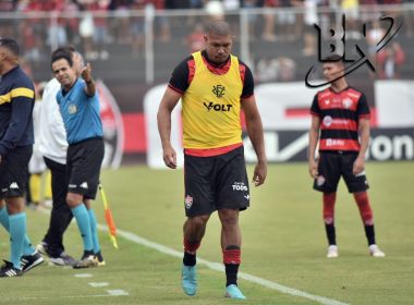 Árbitro justifica expulsão de Rodrigão em jogo do Vitória: 'Vai tomar no c*'